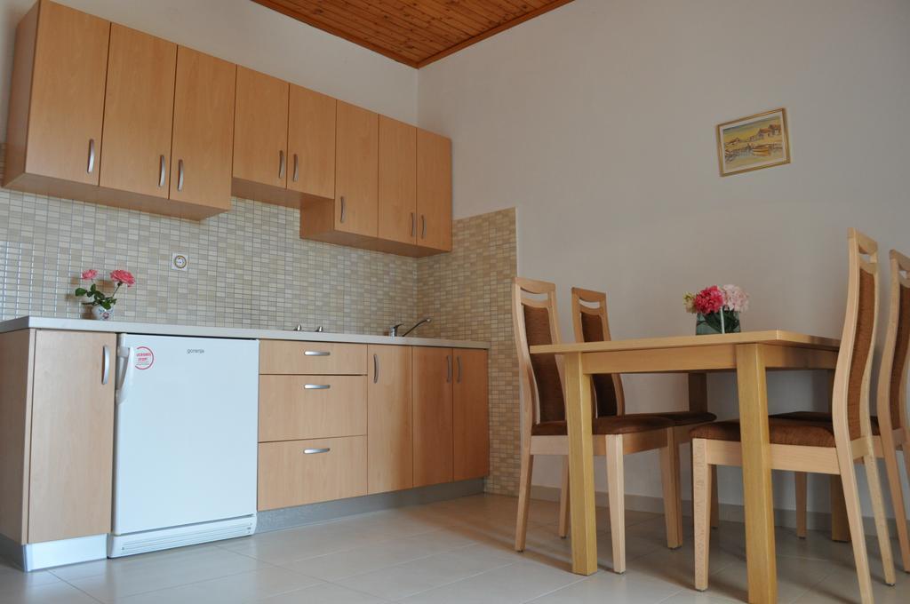 Apartments Smilja Ljubac  Exterior photo